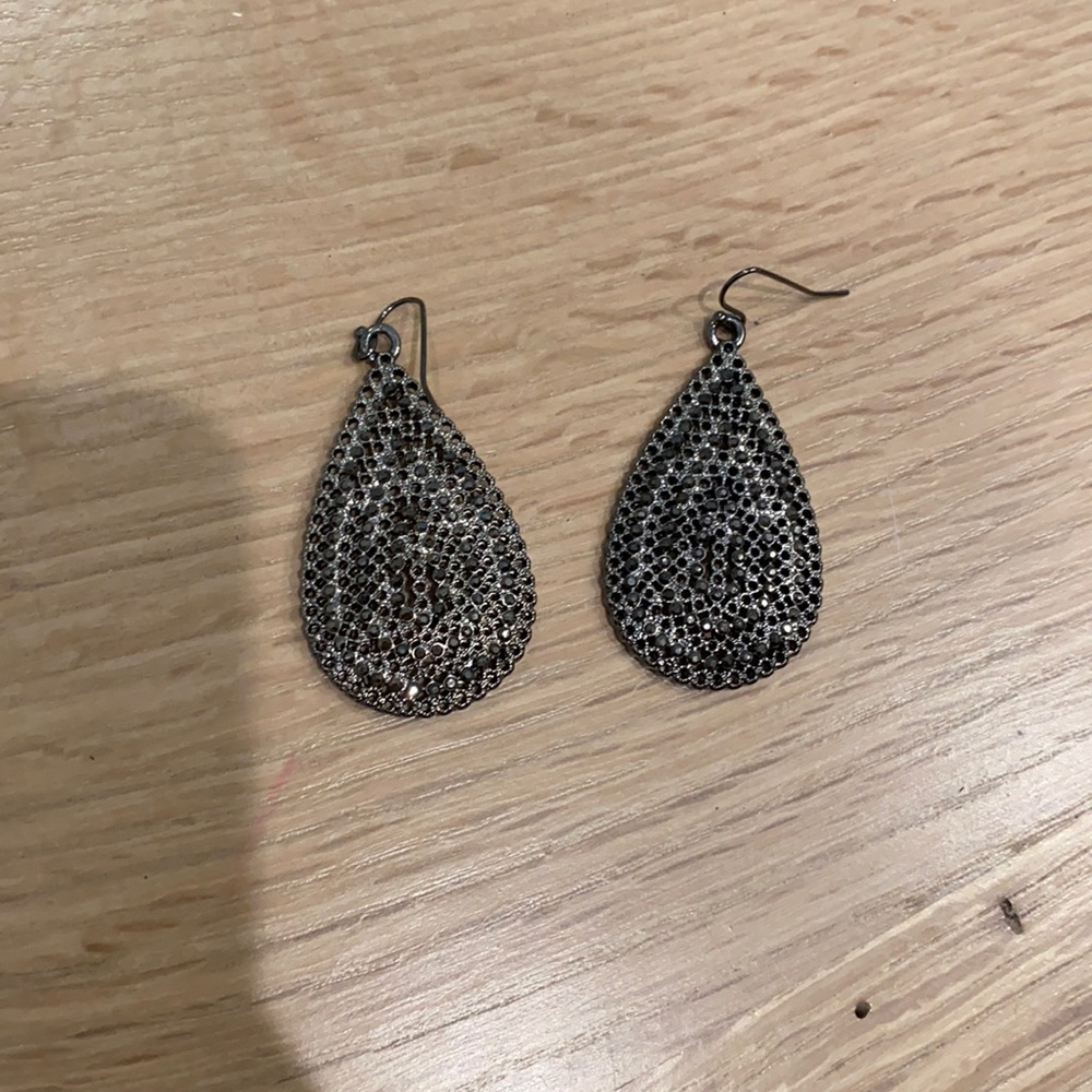 Black / silver earrings